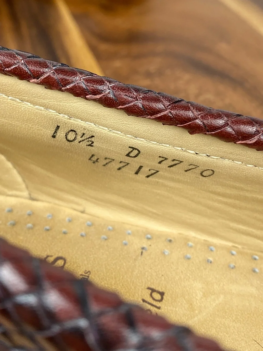 Allen Edmonds Maxfield Tassel Loafers Deep Burgundy Leather Men’s Shoe Size 10.5